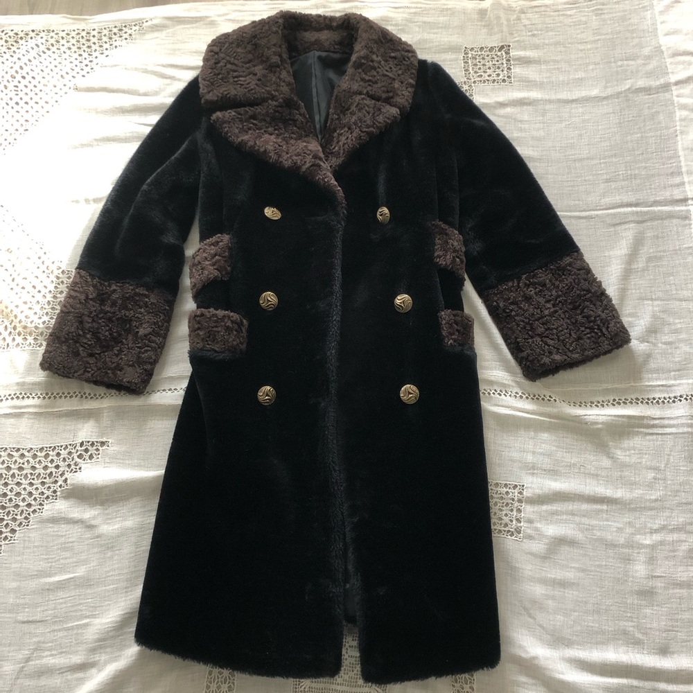 Vintage black and brown faux fur double breasted coat  size small/medium
